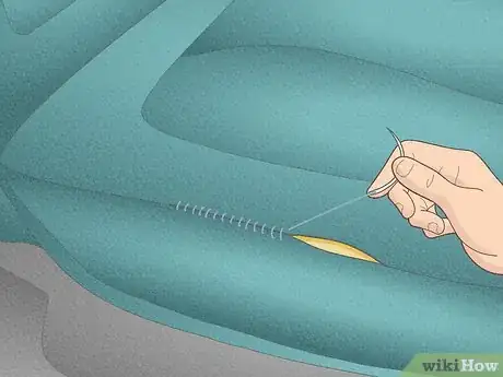 Image intitulée Repair a Tear in a Car Seat Step 9