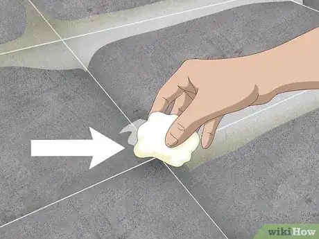 Image intitulée Clean Grout Haze Step 9