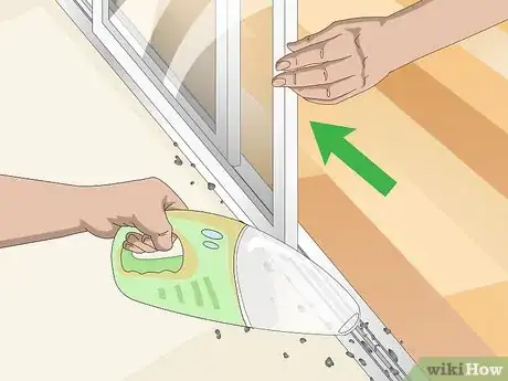 Image intitulée Clean Sliding Glass Door Tracks Step 1