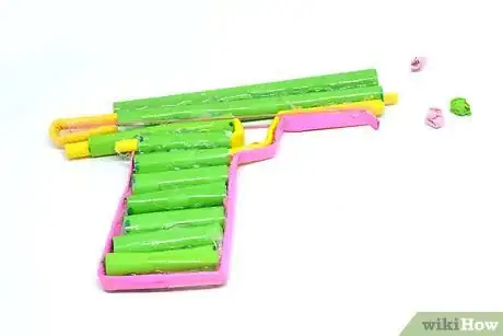 Image intitulée Make a Paper Gun That Shoots Step 17