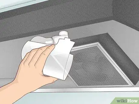 Image intitulée Replace a Range Hood Light Bulb Step 1