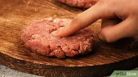 Image intitulée Cook Hamburgers on the Stove Step 4