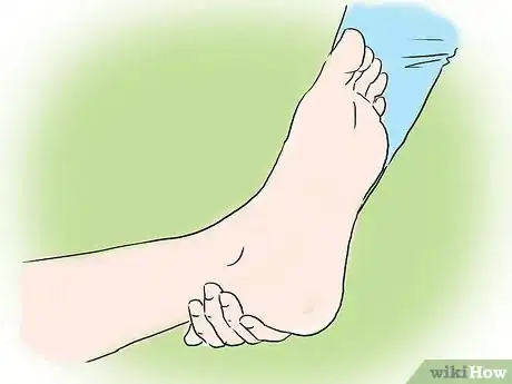 Image intitulée Win a Tickle Fight Step 18