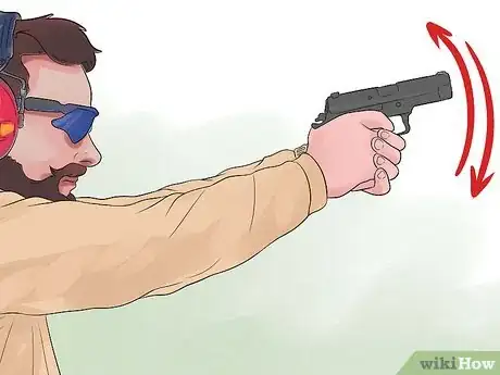 Image intitulée Shoot a Handgun Step 17