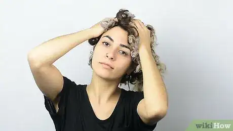 Image intitulée Curl Short Hair Step 26