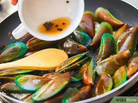 Image intitulée Cook Mussels Step 38
