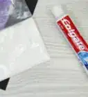 effacer les taches de marqueur permanent sur le plastique