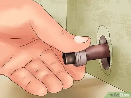 Image intitulée Change a Bathtub Faucet Step 15