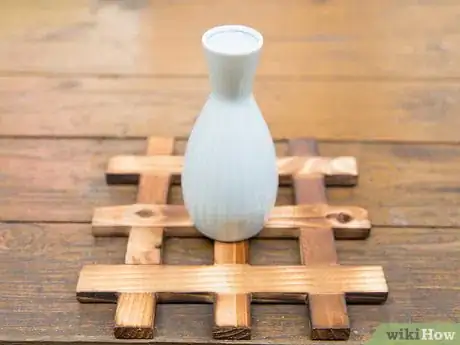 Image intitulée Serve and Drink Sake Step 1