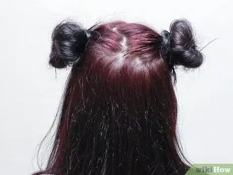 Image intitulée Do Space Buns Step 12