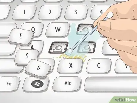 Image intitulée Clean a Laptop Keyboard Step 11