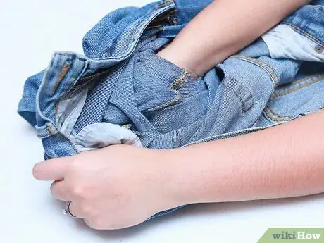 Image intitulée Fix Ripped Jeans Step 12