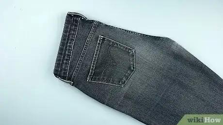 Image intitulée Pack Pants Step 7