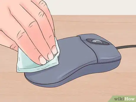 Image intitulée Clean a Computer Mouse Step 11