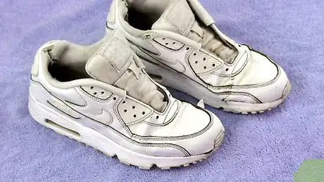 Image intitulée Wash White Air Force Ones Step 10