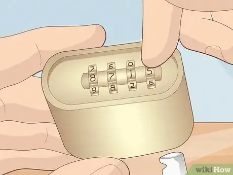 Image intitulée Reset a Master Lock Step 5