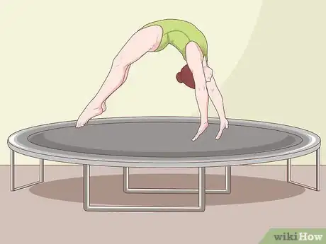 Image intitulée Do a Roundoff Back Handspring Step 2
