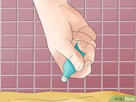 Image intitulée Get Out Blood Stains Step 8