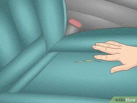 Image intitulée Repair a Tear in a Car Seat Step 1