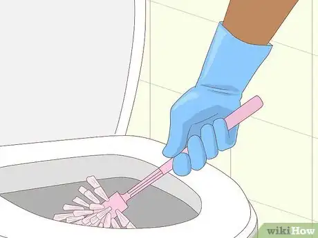 Image intitulée Heal Damaged Nails Step 12