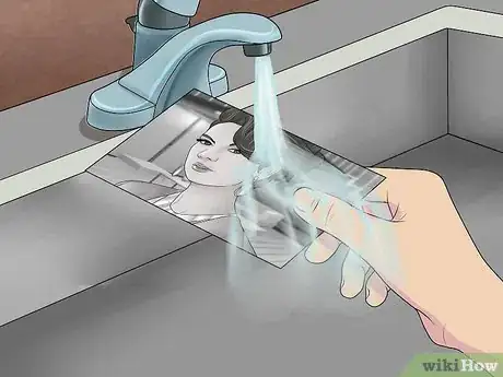 Image intitulée Clean Old Photos Step 13