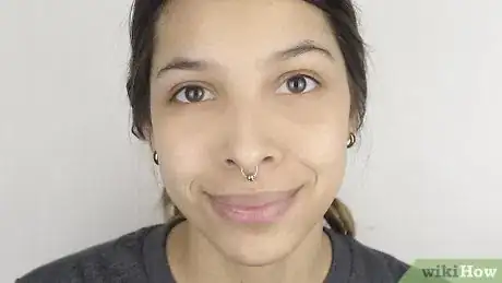 Image intitulée Make a Fake Septum Piercing Final