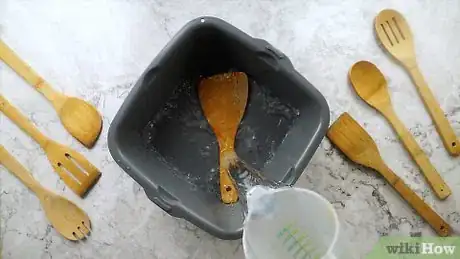 Image intitulée Clean and Disinfect Wooden Cooking Utensils Step 6