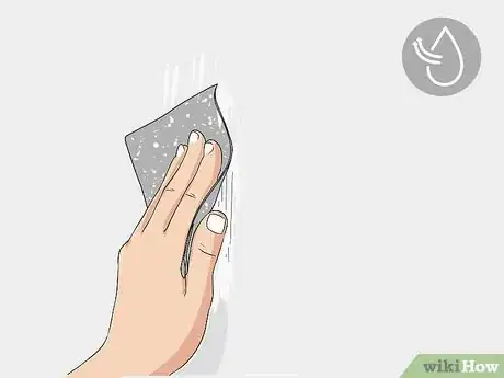 Image intitulée Remove Sticky Tack Stains from Walls Step 9