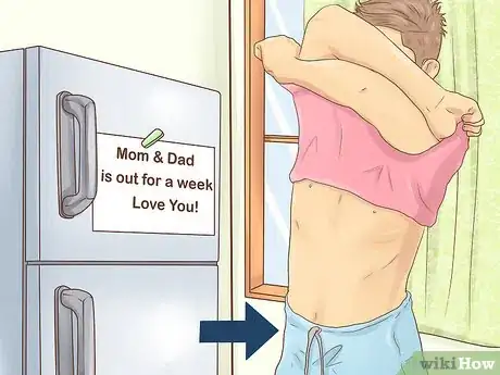 Image intitulée Be Naked More Often While Living With Family Step 2