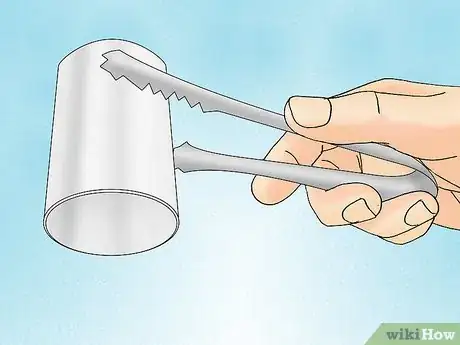 Image intitulée Get a Urine Sample from a Male Dog Step 2