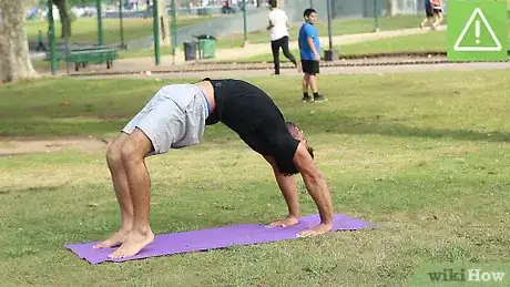 Image intitulée Do a Front Walkover Step 7