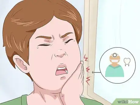 Image intitulée Pull a Loose Tooth at Home Step 12
