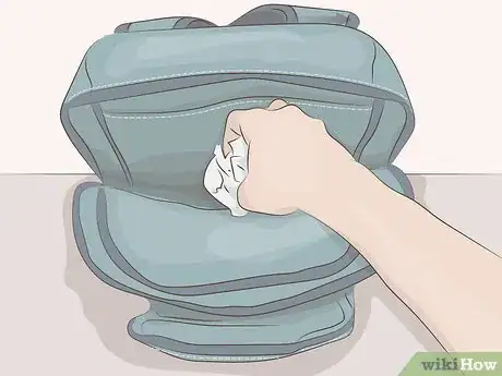 Image intitulée Organize Your School Bag Step 1
