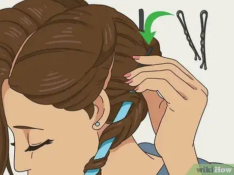 Image intitulée Curl Your Hair with Straws Step 8