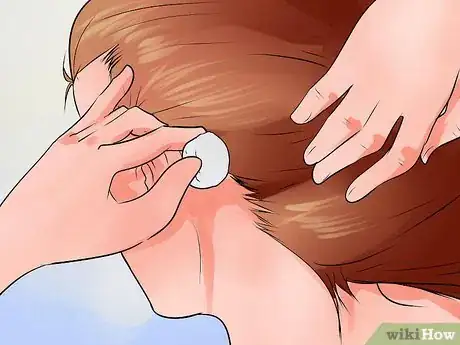 Image intitulée Bleach Your Hair Step 4