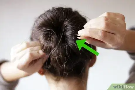 Image intitulée Make a Bun Step 26