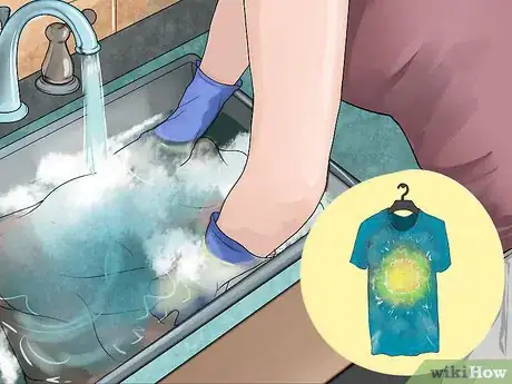 Image intitulée Tie Dye a Shirt the Quick and Easy Way Step 37