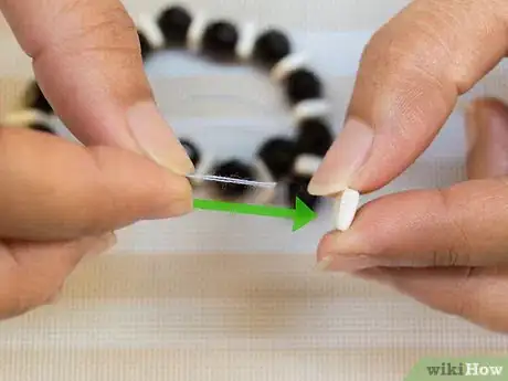 Image intitulée Bead Step 9