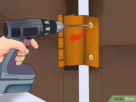 Image intitulée Stain Wood Doors Step 1