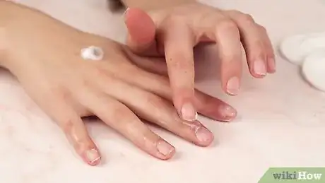 Image intitulée Remove Press‐On Nails Step 8