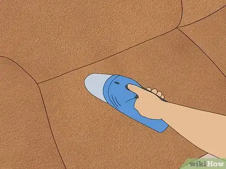 Image intitulée Maintain Faux Leather Step 10