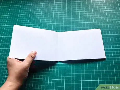 Image intitulée Make a Zine Step 2