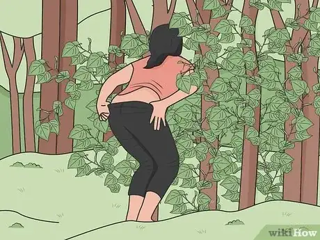 Image intitulée Use the Bathroom Outdoors Step 12