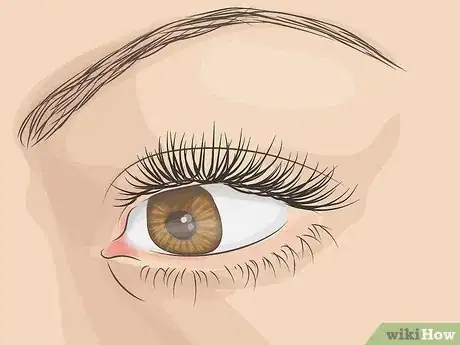 Image intitulée Curl Your Eyelashes Without an Eyelash Curler Step 7