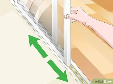 Image intitulée Clean Sliding Glass Door Tracks Step 16