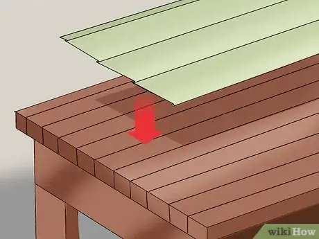 Image intitulée Cut Vinyl Siding Step 8