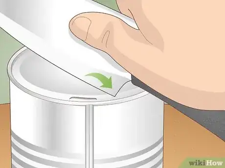 Image intitulée Open a Can Without a Can Opener Step 21