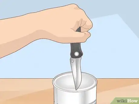 Image intitulée Open a Can Without a Can Opener Step 8