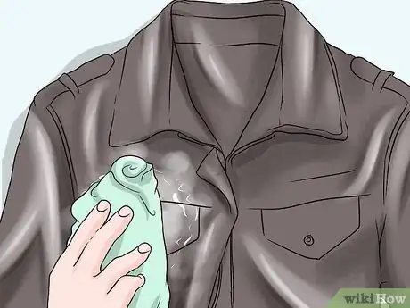 Image intitulée Clean a Leather Jacket Step 8