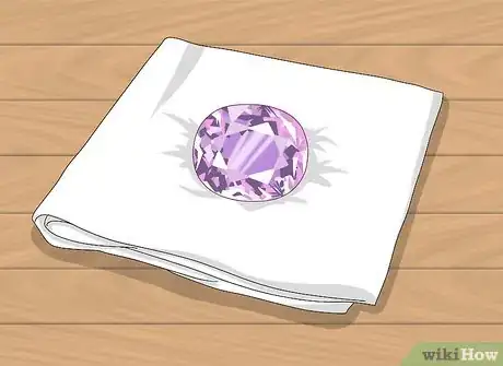 Image intitulée Clean Amethyst Step 2